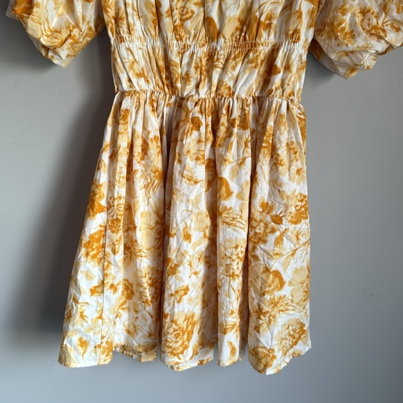Abercrombie floral off-The-Shoulder Puff Sleeve Mini Dress medium - Picture 9 of 13